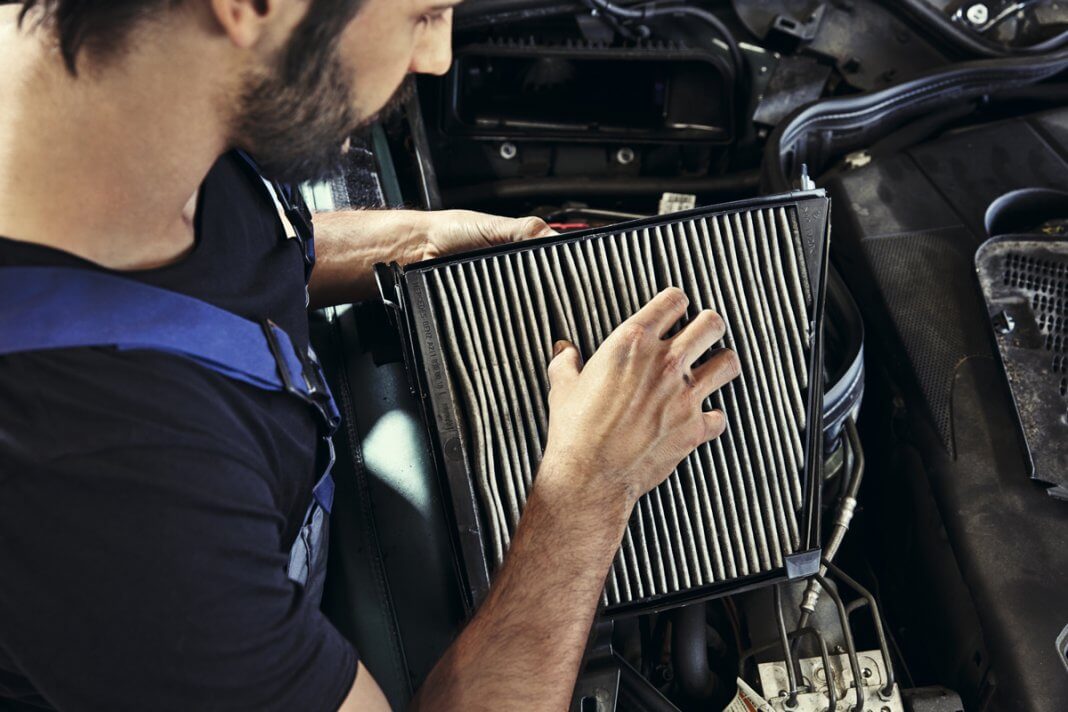 Cambio de filtro genuino de Mercedes Benz